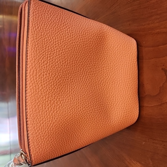 Laura Mercier tan brown bag - Picture 4 of 6